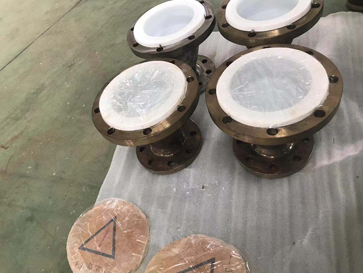 衬氟管道件